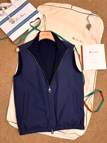 Loro piana Navy Sleeveless Zip-Up Vest