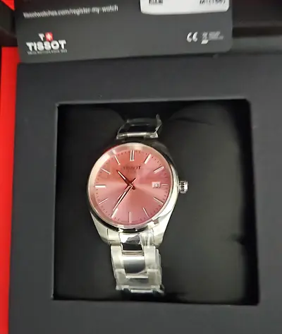 Tissot T-Classic Quartz watch T.150.210.11.331.00 brand new unused womens wristwatch with box