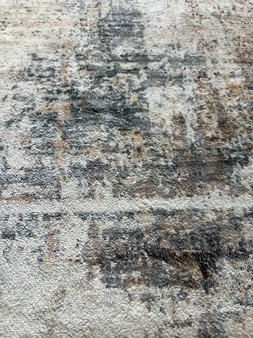Light grey abstract modern area rug - gently used 225x160cm