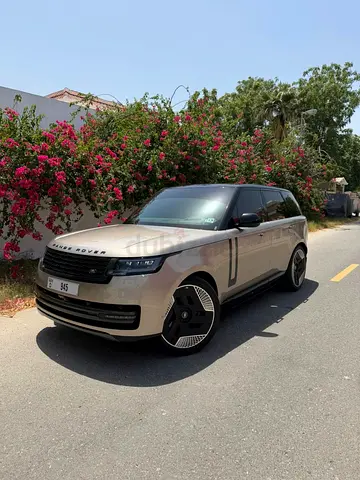 2024 Land Rover Range Rover SE P530 - American Specs - Pristine Condition