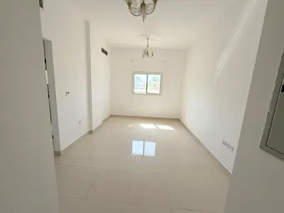 One-bedroom apartment, second tenant, new building, modern apartment, spacious, central air conditioning, excellent location