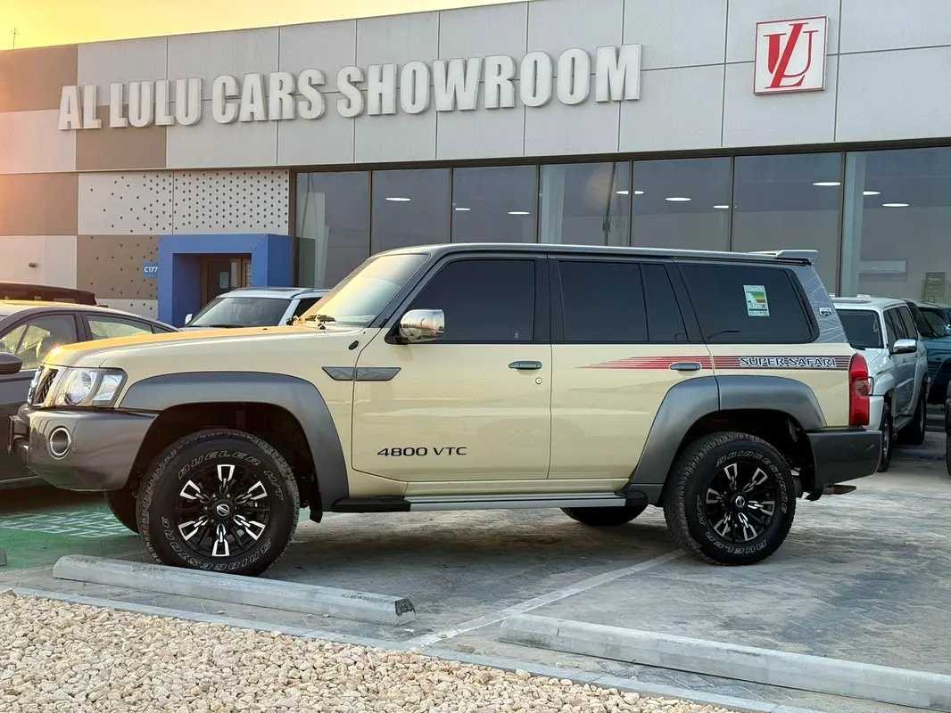 Nissan Patrol Safari 2024 — photo 1 of 12