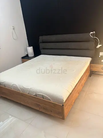 Wooden Platform Bed Frame with Gel Mattress - including 2 side tables (King Size)