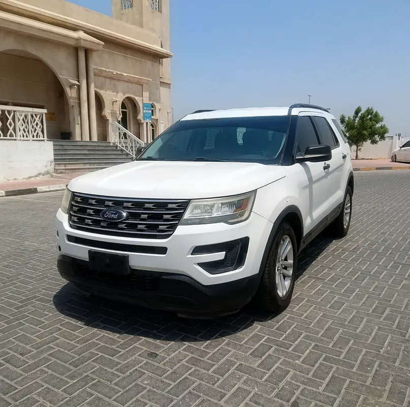 Ford Explorer 2017 — photo 1 of 11