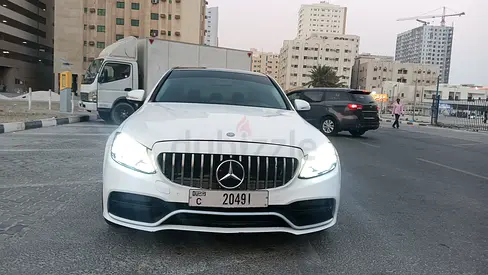 Mercedes-Benz C-Class C300 4Matic 2017 | American Specs | Well Maintained