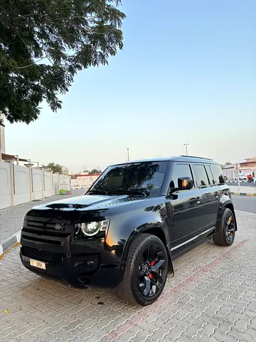 Land Rover Defender 110 X-Dynamic SE (P400) 2023 GCC Specs