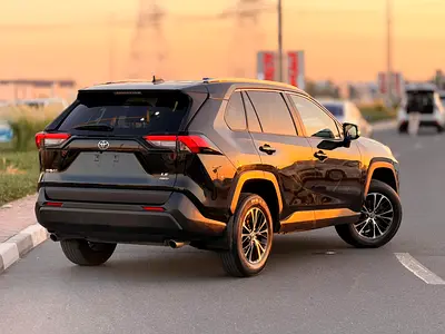 2021 Toyota RAV 4 — миниатюра 17