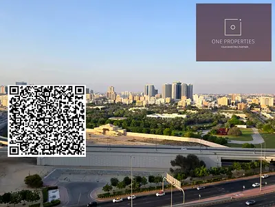 شقة من غرفتي نوم وصالة في برج مدينة عجمان، مفتوحة بالكامل وتطل على قصر الشيخ، موقع متميز وشقق عائلية بالكامل.