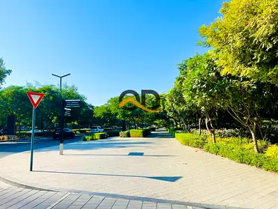 Spacious 1 bedroom | Ready to move | Gym and Pool | Covered parking