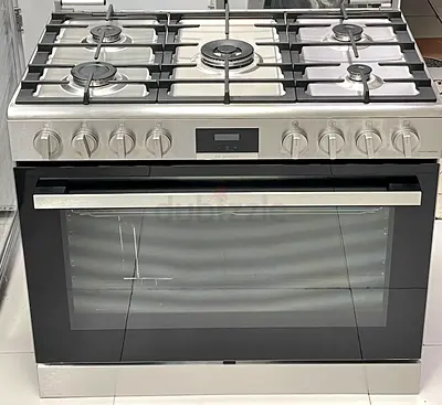 Bosch latest model 5 Burner full gass cooking range with oven fan stove 90x60 full heavy duety