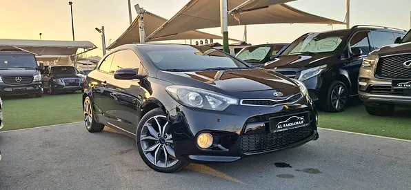 Sleek Kia Cerato Koup 2017 | GCC Specs | Well Maintained