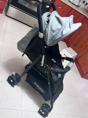 Stroller for sale for 100 AED