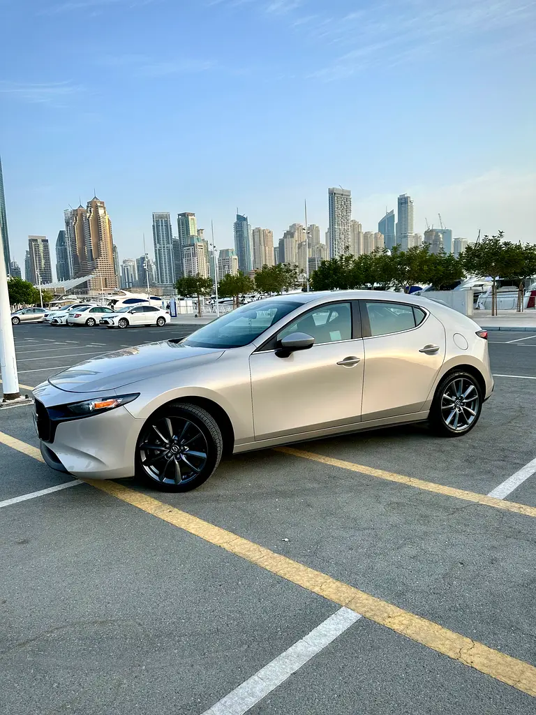 Mazda 3 Hatchback 2022 — photo 1 of 20