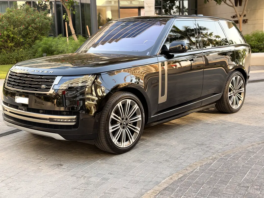 Land Rover Range Rover 2023 — photo 1 of 16