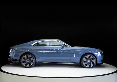 2024 ROLLS-ROYCE SPECTRE 照片 3