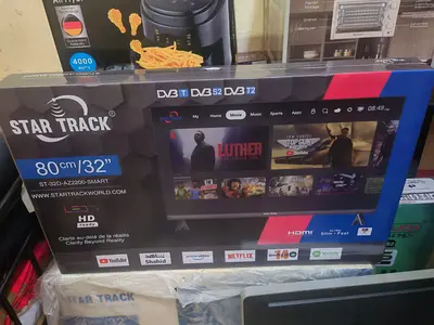 Star Track 32 Smart LED TV - Model ST-32D-AZ2200 (New in Box)