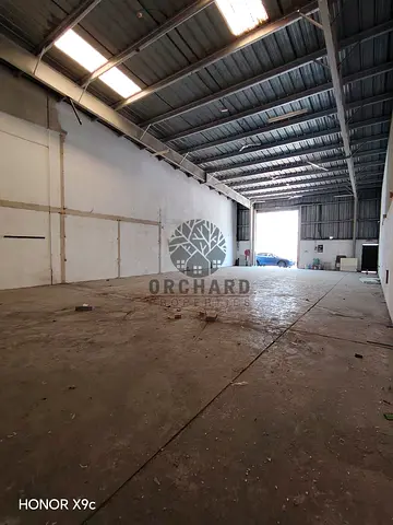 3000 SQFT WAREHOUSE/HEIGHT 10M/POWER ABILABLE/CHEAP PRICE/RENT 150000 DH/ MAIN ROAD FACING/INDASTRIAL AREA 15