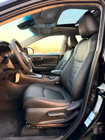 2021 Toyota RAV 4 照片 8