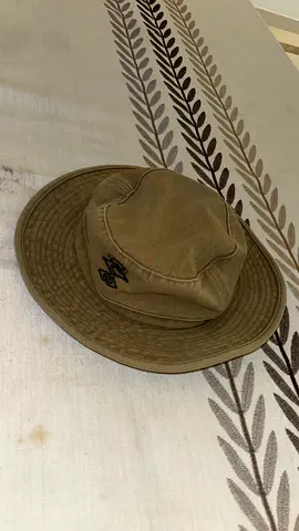 Rip Curl Surf Bucket Hat / Beach Hat