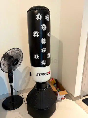 Boxing stand