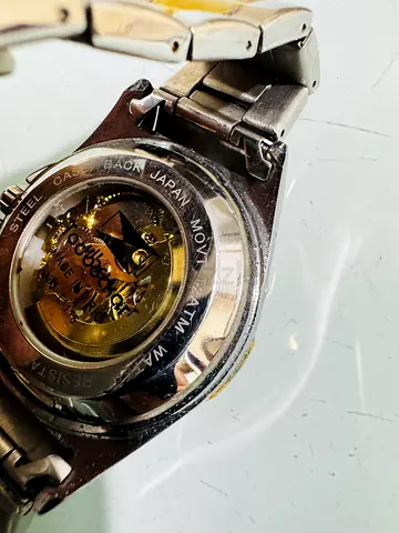 Mens automatic stainless steel wristwatch