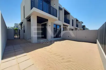 4 BR BRAND NEW TOWNHOUSE | UNFURNISHED | READY TO MOVE