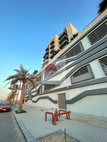 CHILLER FREE|SEMI FURNISHED|SPACIOUS LAYOUT|BALCONY