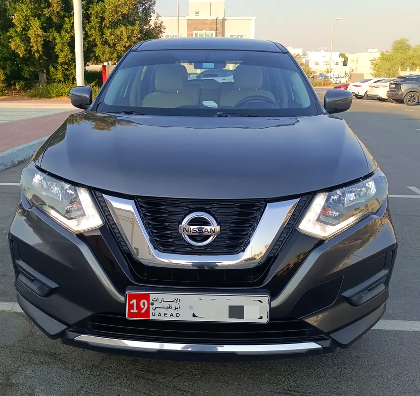 Nissan X-Trail 2019 — photo 1 of 9
