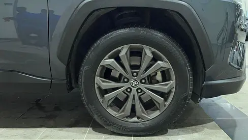 صورة 12 لـ 2025 Toyota RAV 4