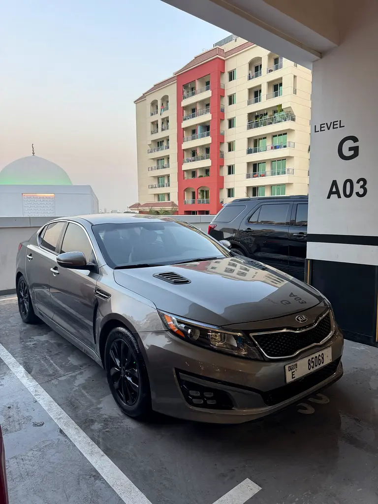 Kia Optima 2015 — photo 1 of 13