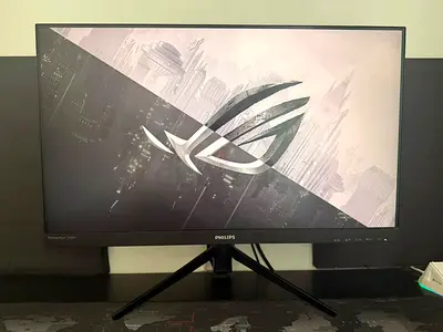 Philips Momentum 242M Gaming Monitor (IPS / 144Hz / 1ms) - Mint Condition