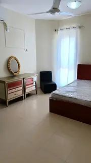 Family sharing room in Al Karama near ADCB Metro Station, Nesto , Lulu for Rent 3300 AED / month.