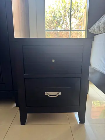 Night stand