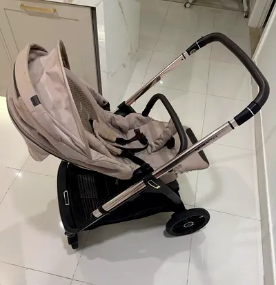 Light beige inglesina stroller in good used condition. Bought for 3200 dirhams