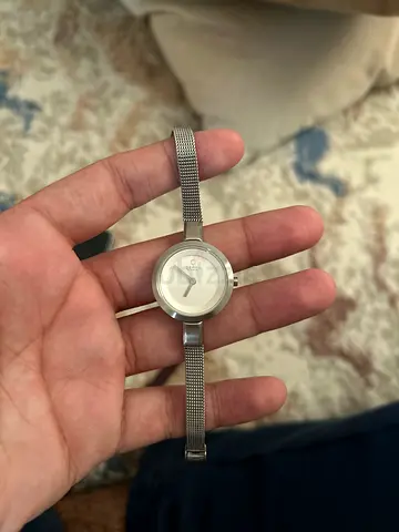 Simple silver mesh strap womens wristwatch