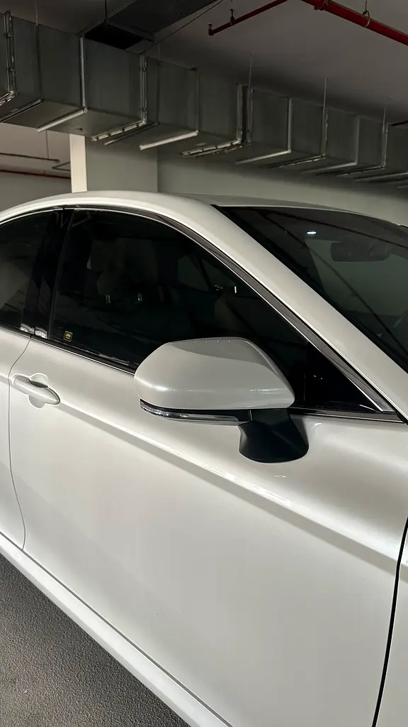Toyota Camry 2025 — photo 1 of 20