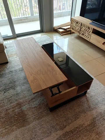 Wooden Lift-Top Coffee Table with Glass Insert