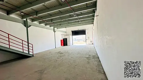 مستودع للايجار بمنطقه الجرف الصناعيه