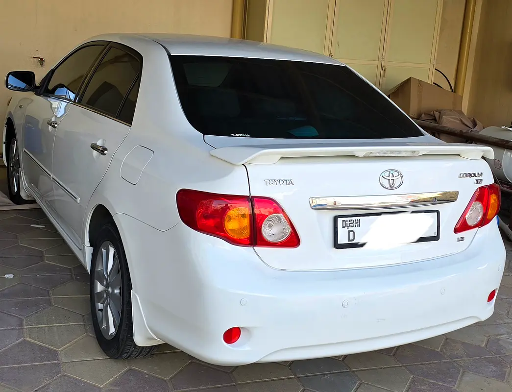 Toyota Corolla 2009 — photo 1 of 1