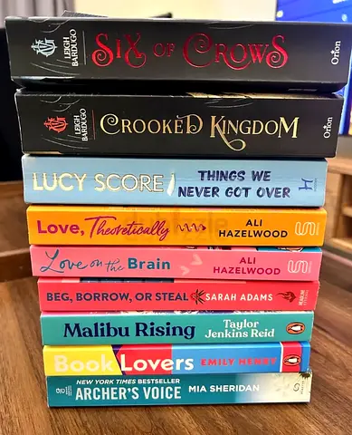 Stack of 8 Young Adult / Contemporary Fiction Paperback Books