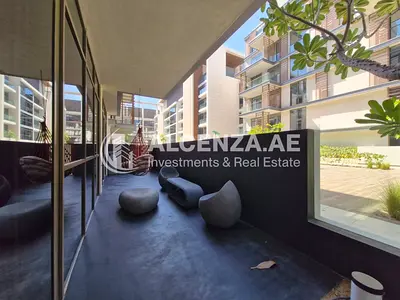 Premium 1BR | Upgraded | City Walk Living