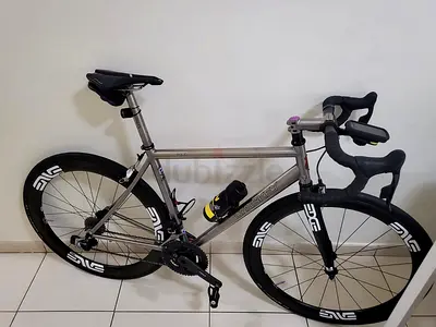 Lynskey Titanium AXS Road Bike Size: Medium