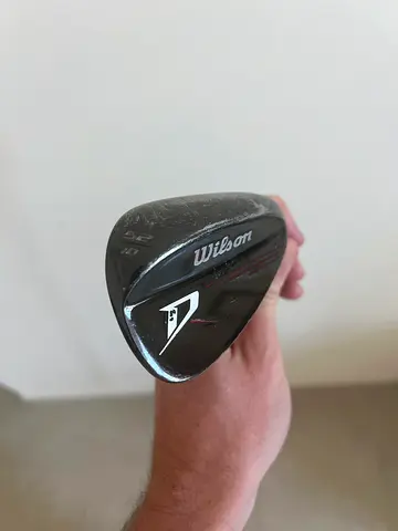 Wilson golf 52 degree wedge - used, good condition