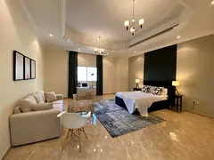 Big Master Bedroom/Middle of City/Pool