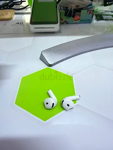 AirPods 4 Wireless Earbuds, Bluetooth Headphones, Personalized Spatial Audio, Sweat and Water Resist