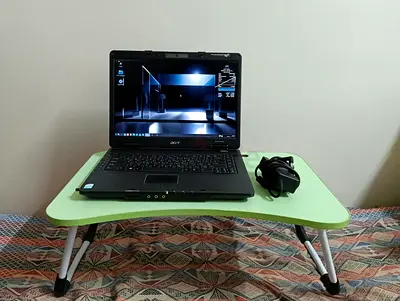 Acer Laptop with Charger - Keyboard not working