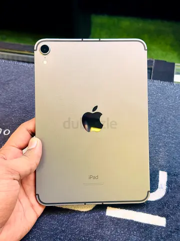 Apple iPad (Gold) - Good Condition