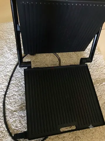 Tefal Electric Indoor Grill / Panini Press - Compact Ribbed Plates