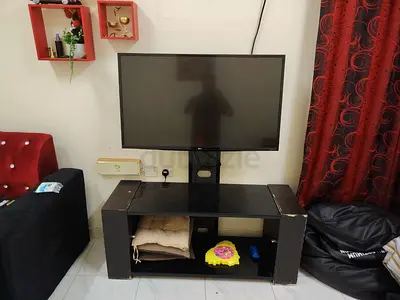 LG ultra hd smart tv with tv stand