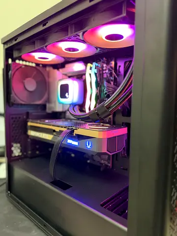 Ryzen 7 7800X3D RTX 5080 64GB DDR5 Gaming PC